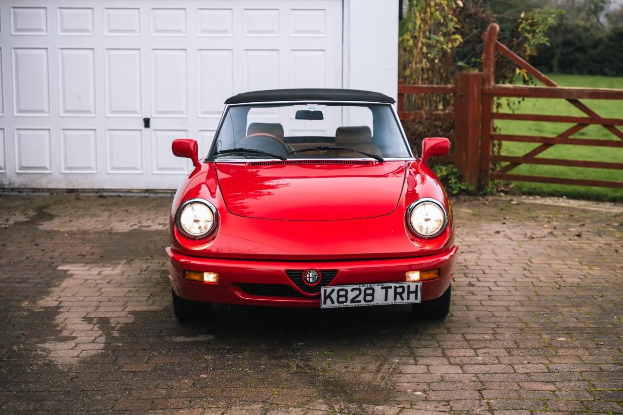 1992 Alfa Romeo Spider S4