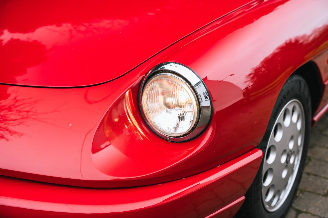 1992 Alfa Romeo Spider S4