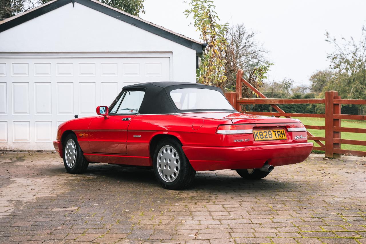 1992 Alfa Romeo Spider S4