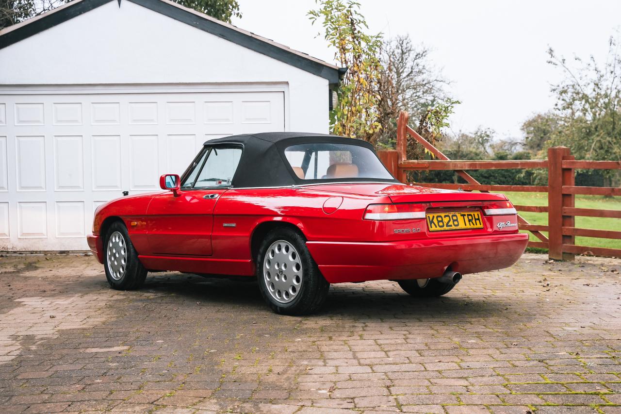 1992 Alfa Romeo Spider S4