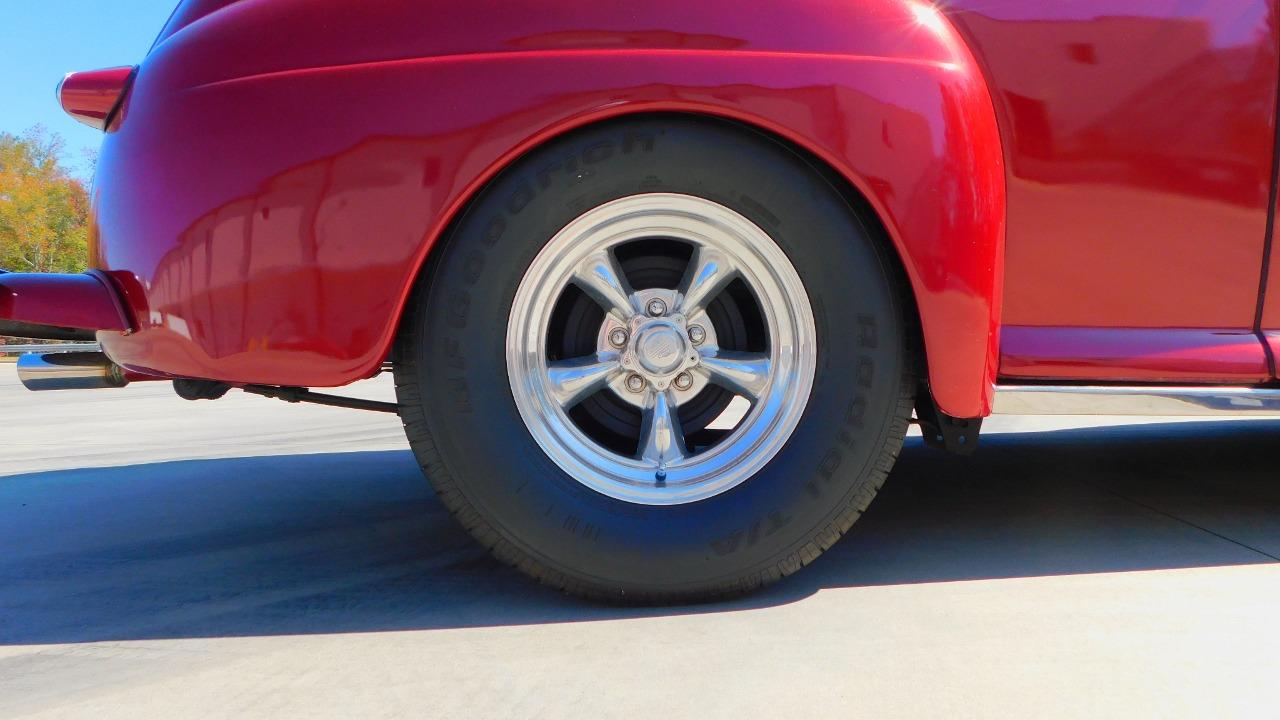 1946 Ford 2 Door