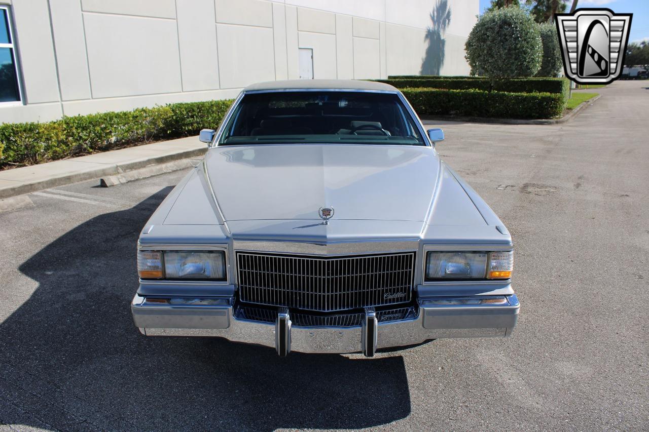 1990 Cadillac Brougham