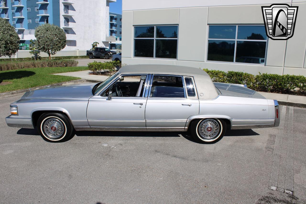 1990 Cadillac Brougham