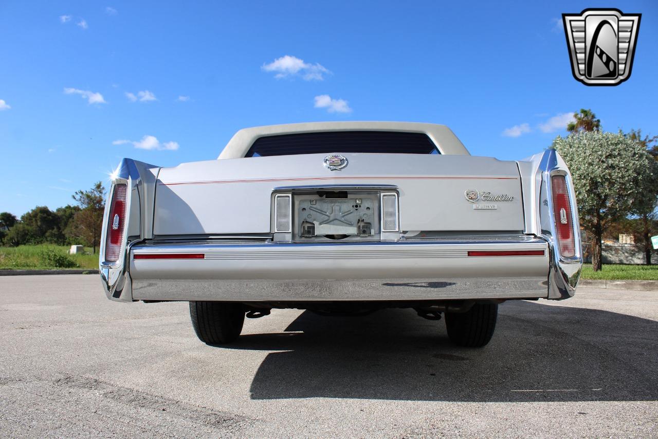 1990 Cadillac Brougham