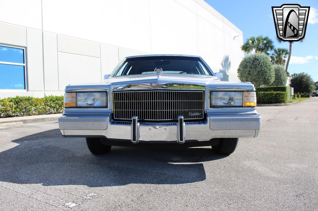 1990 Cadillac Brougham