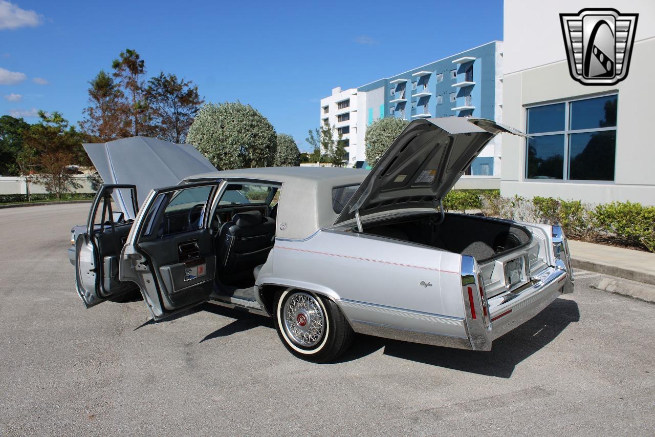 1990 Cadillac Brougham