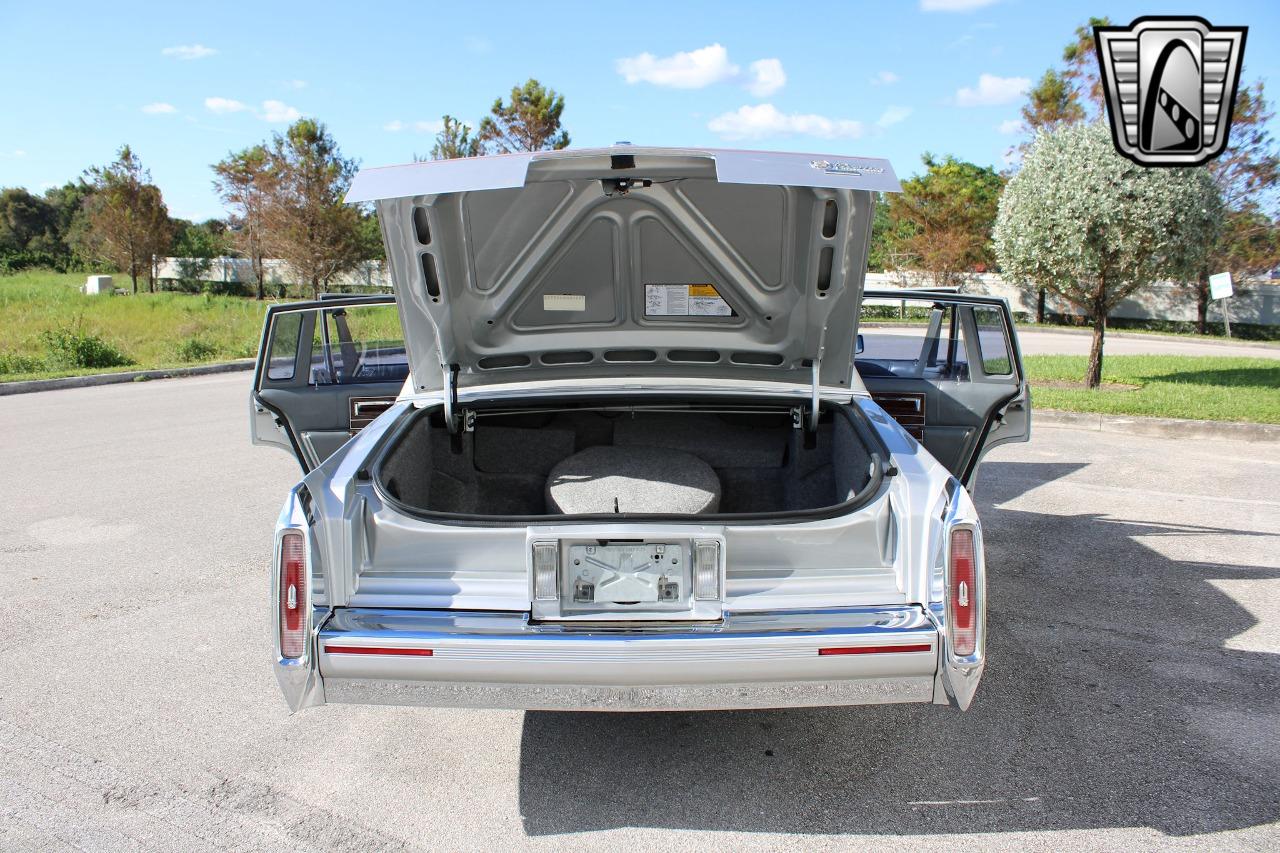 1990 Cadillac Brougham