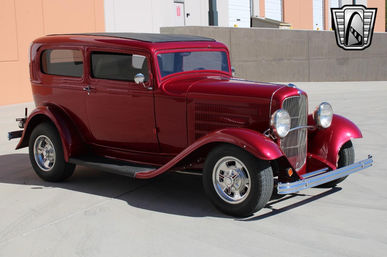 1932 Ford Sedan