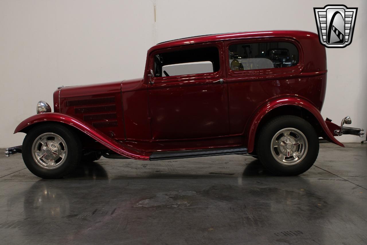 1932 Ford Sedan