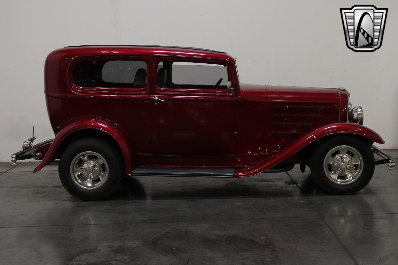 1932 Ford Sedan