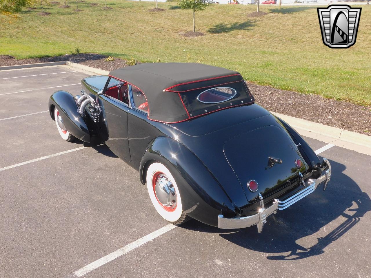 1936 Cord 810