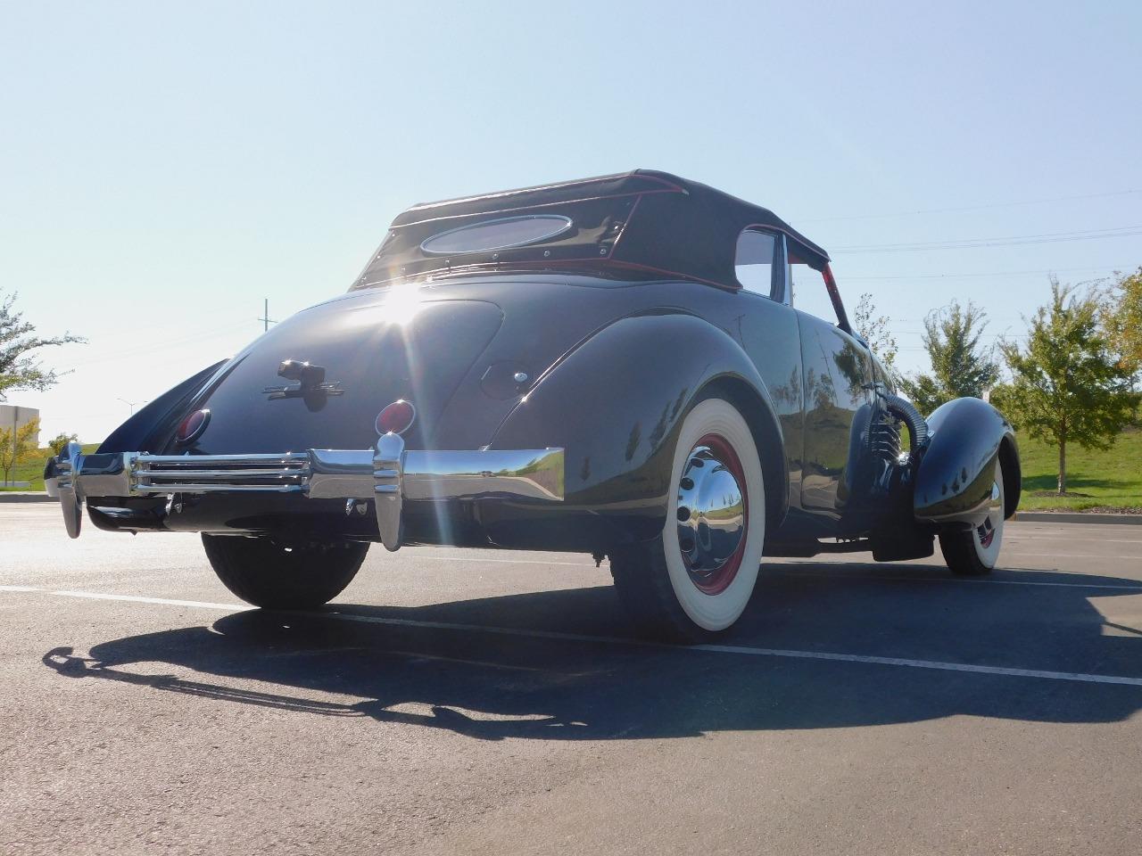 1936 Cord 810