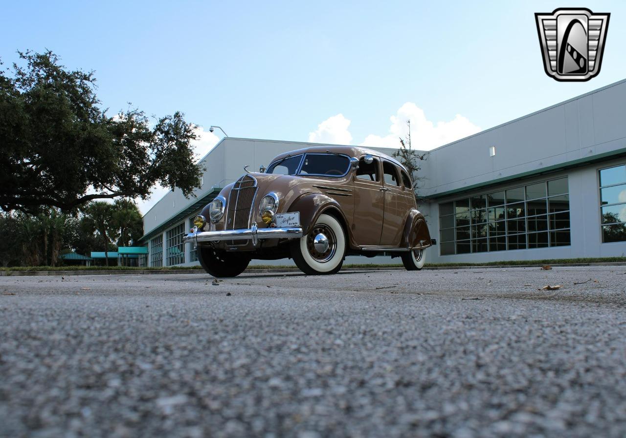 1935 DeSoto Airflow