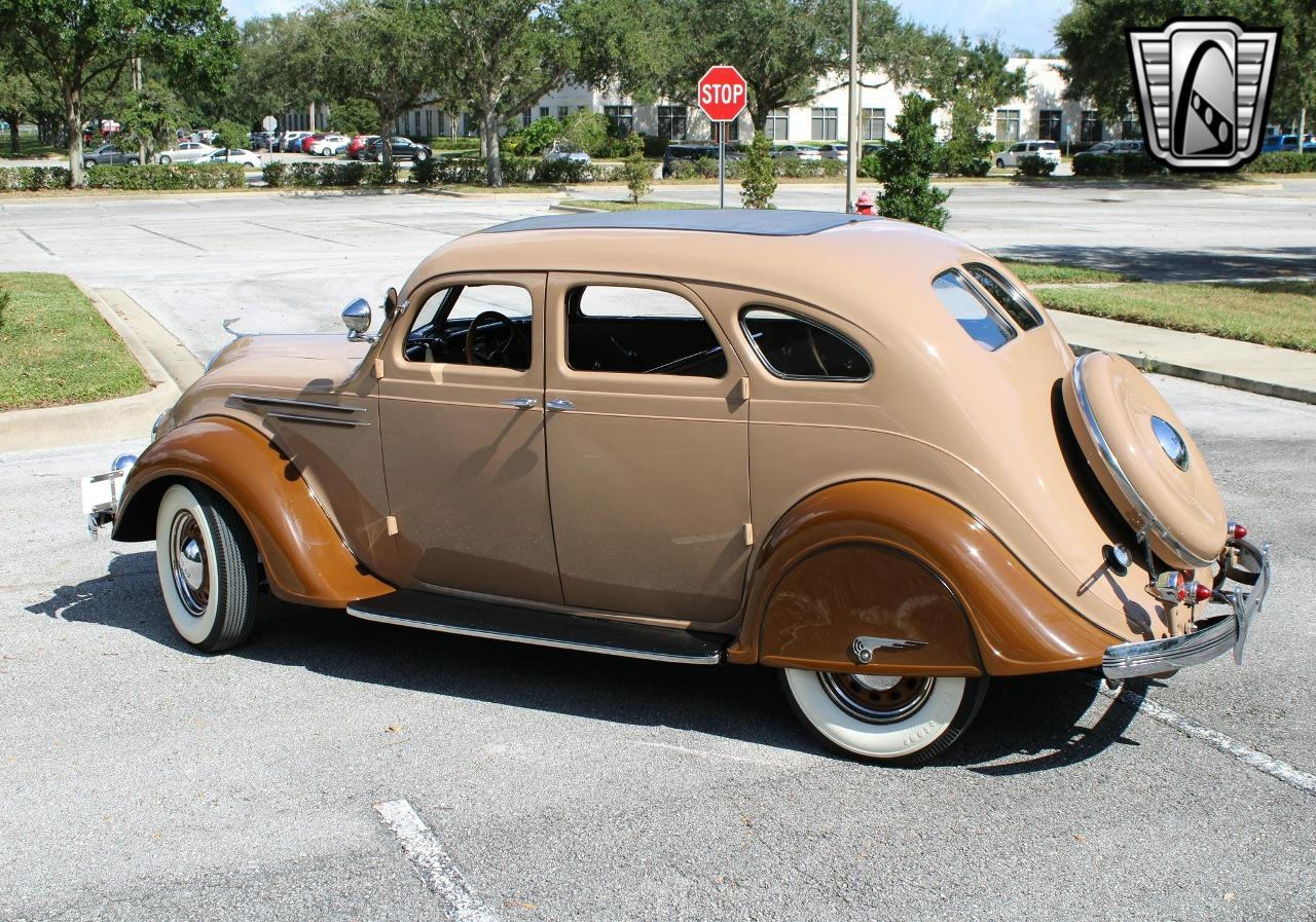 1935 DeSoto Airflow