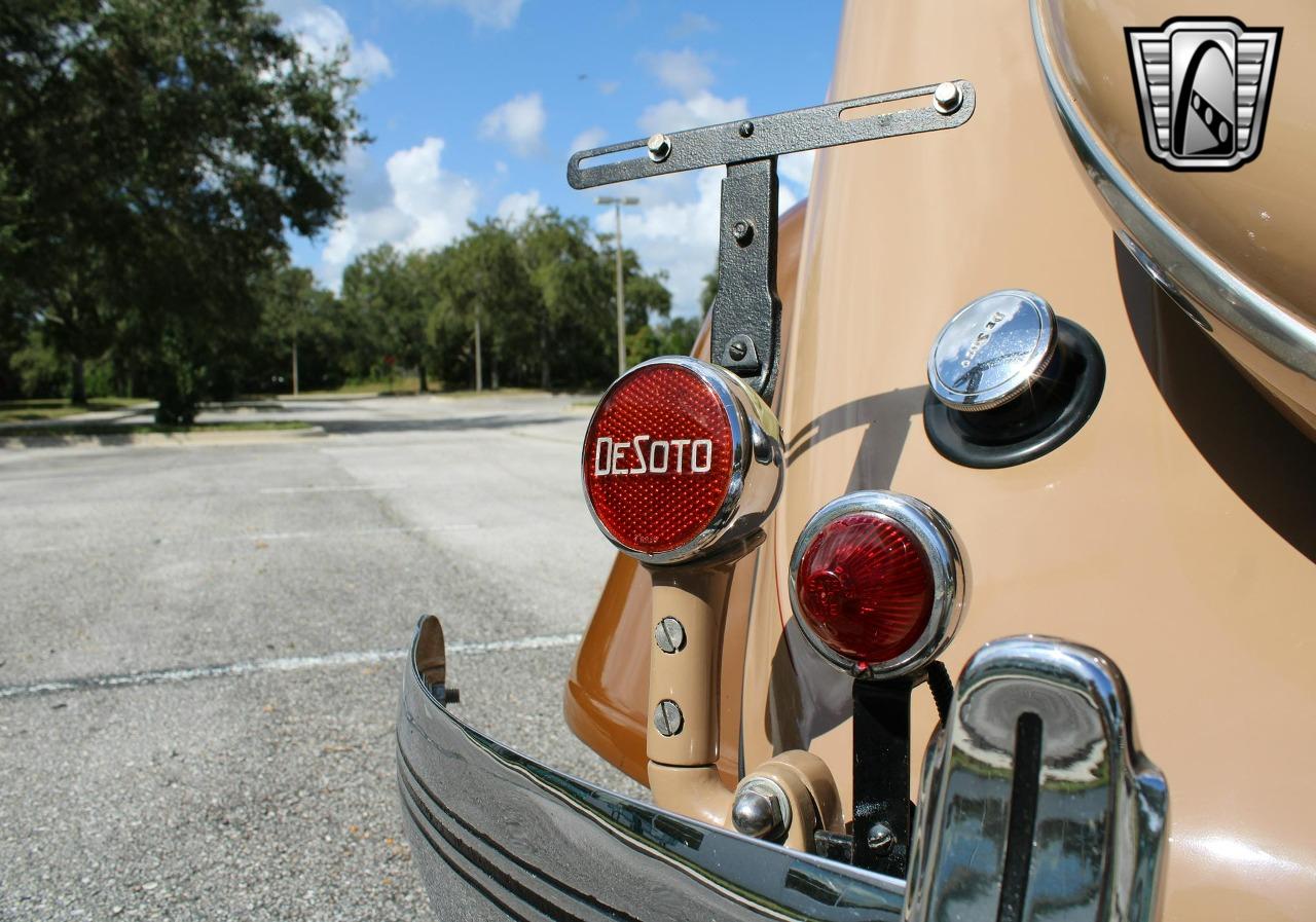 1935 DeSoto Airflow