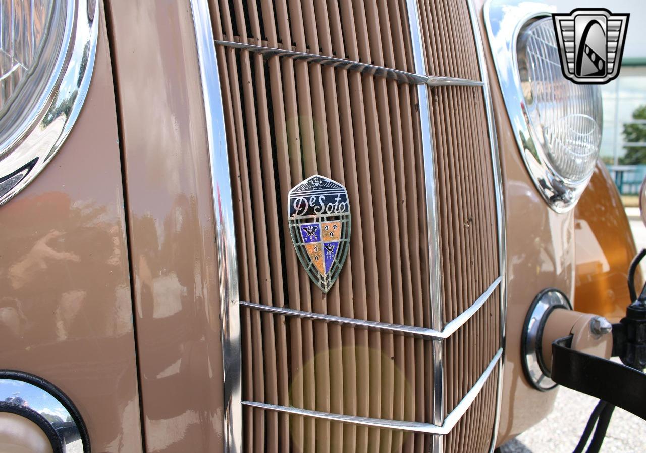 1935 DeSoto Airflow