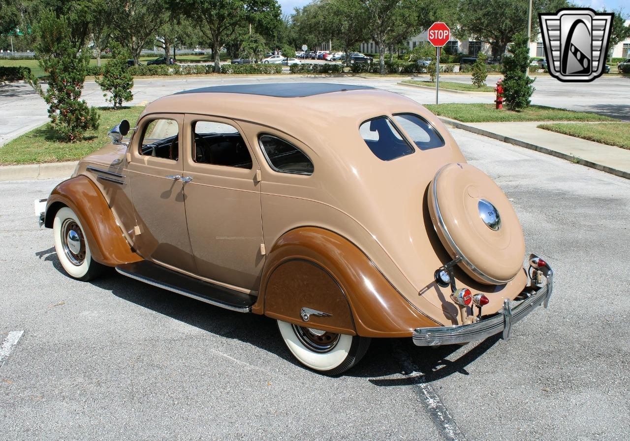 1935 DeSoto Airflow