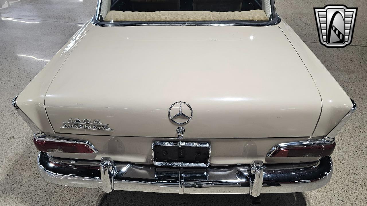 1965 Mercedes - Benz 190