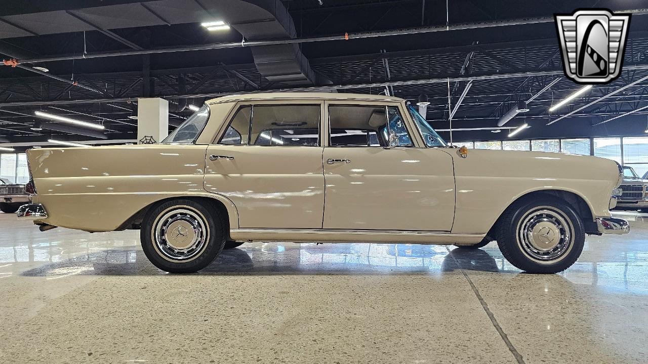 1965 Mercedes - Benz 190