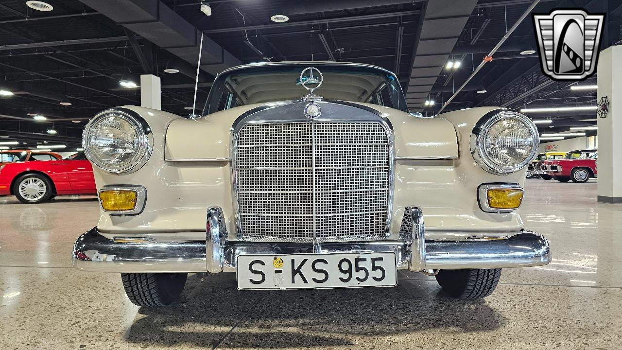 1965 Mercedes - Benz 190