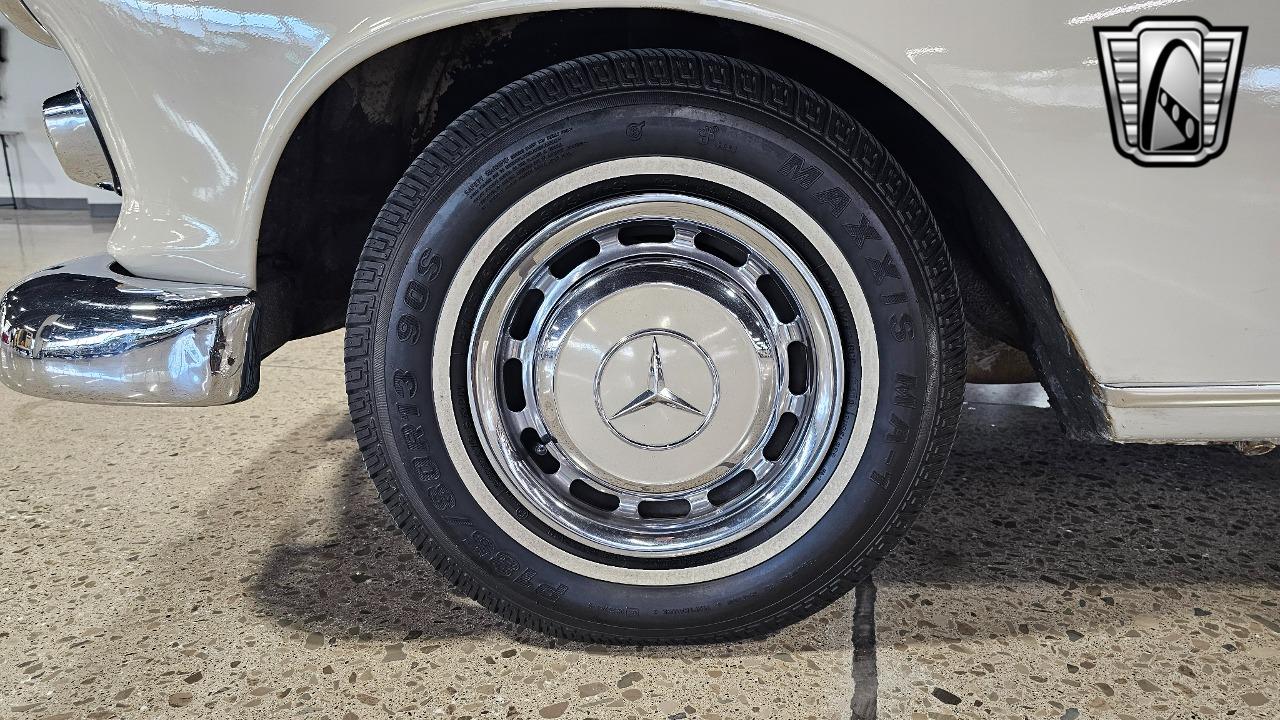 1965 Mercedes - Benz 190