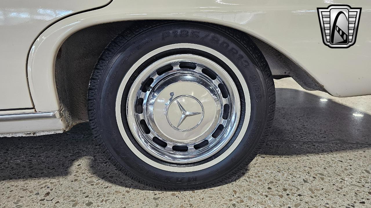 1965 Mercedes - Benz 190