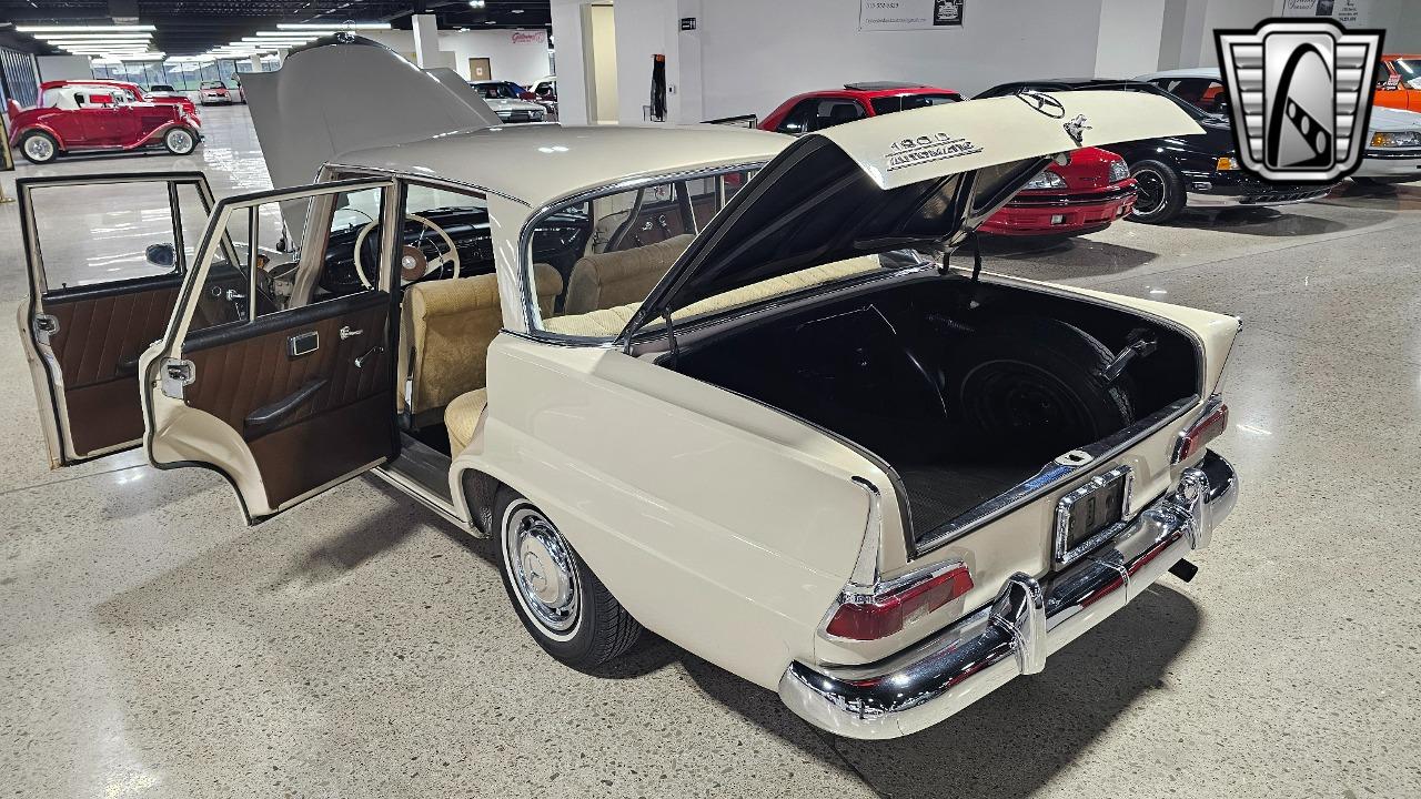 1965 Mercedes - Benz 190