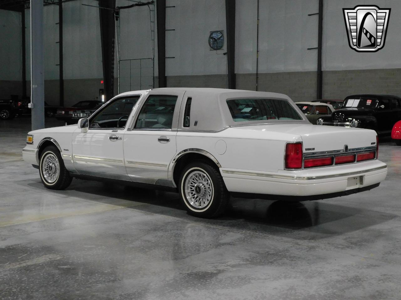 1997 Lincoln Town Car