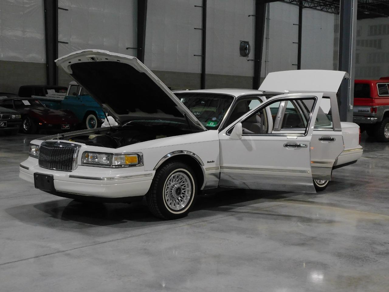 1997 Lincoln Town Car