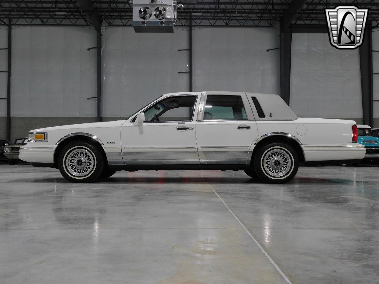 1997 Lincoln Town Car