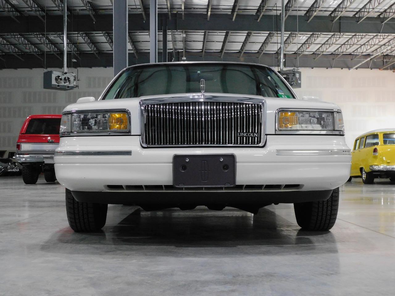 1997 Lincoln Town Car