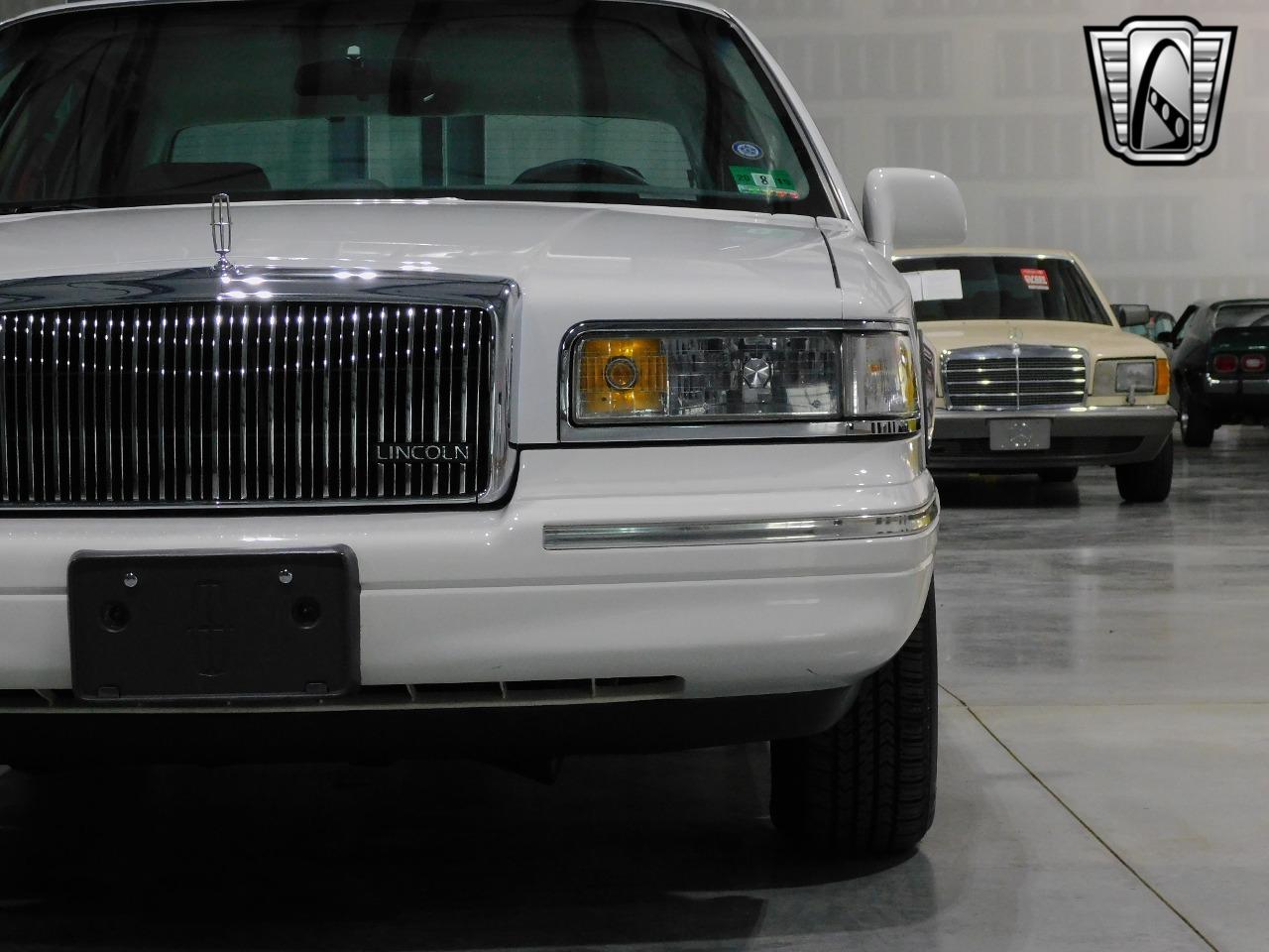 1997 Lincoln Town Car