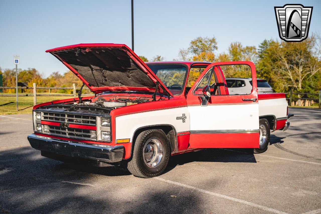 1986 Chevrolet C10 Pickup