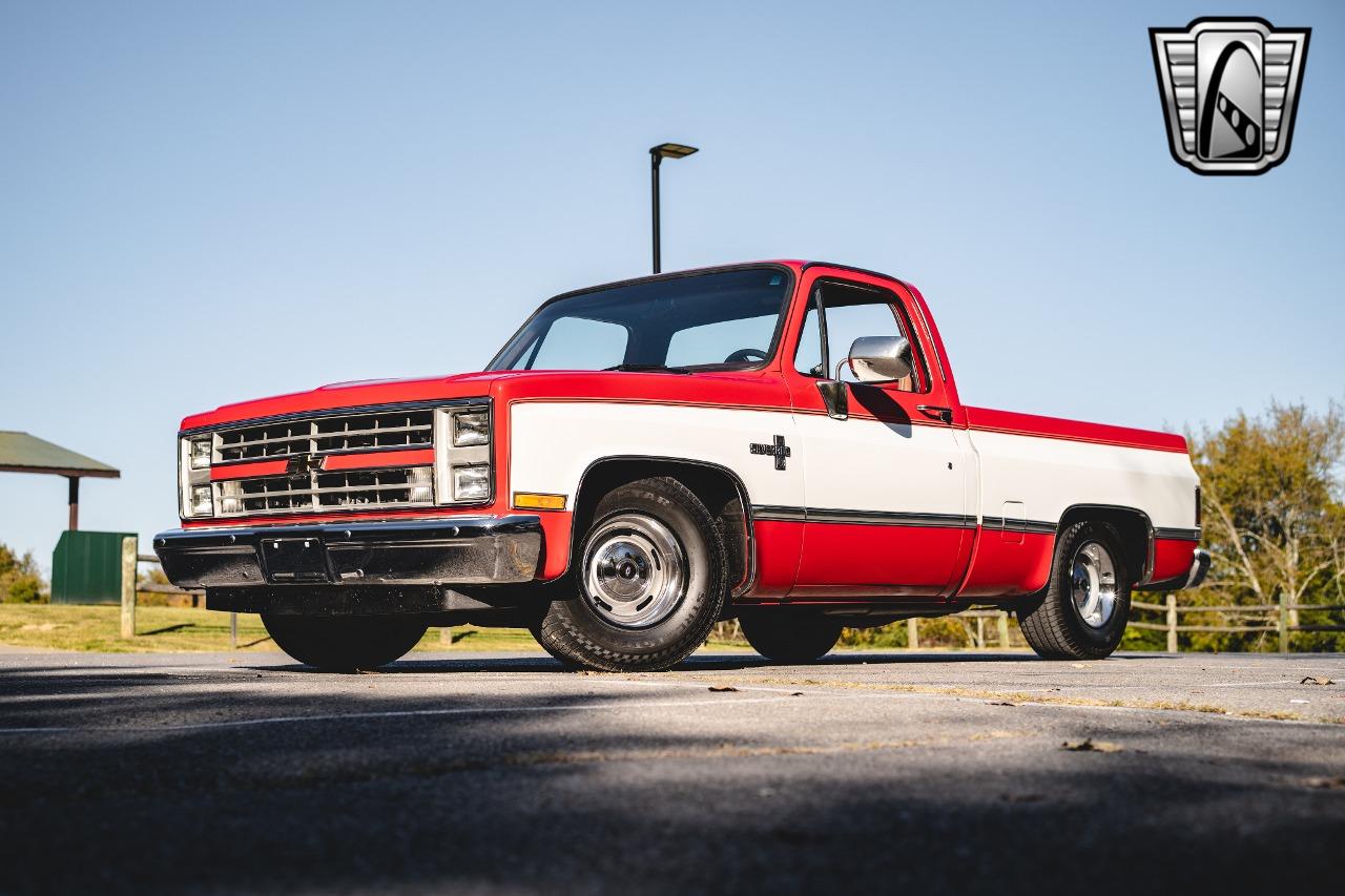 1986 Chevrolet C10 Pickup