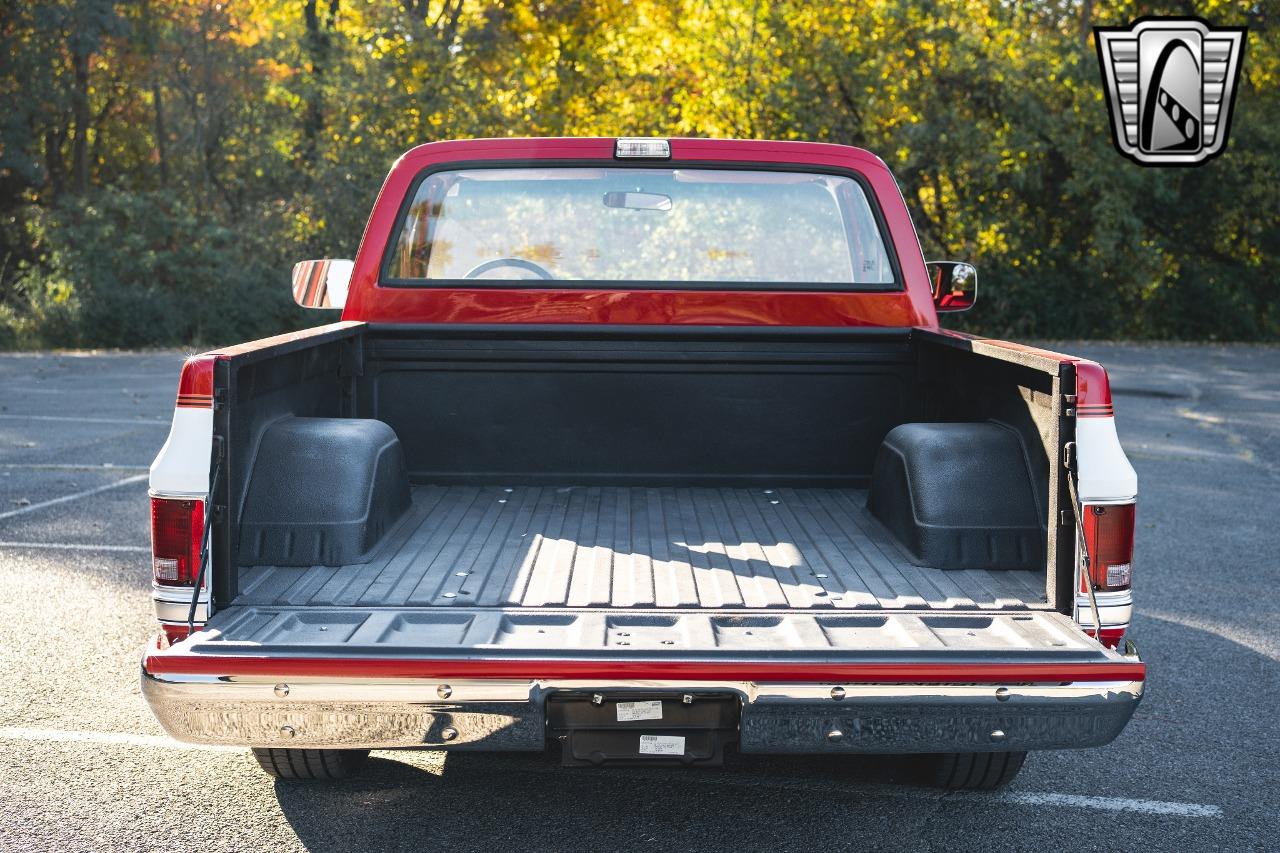 1986 Chevrolet C10 Pickup