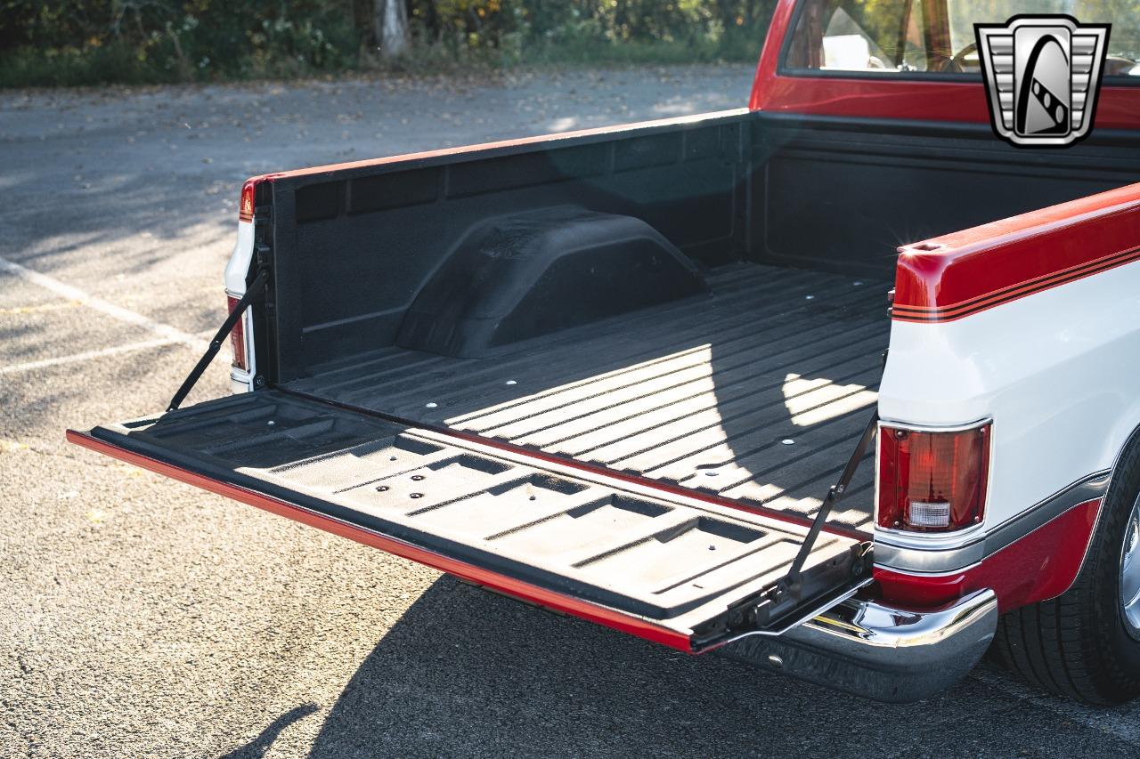 1986 Chevrolet C10 Pickup