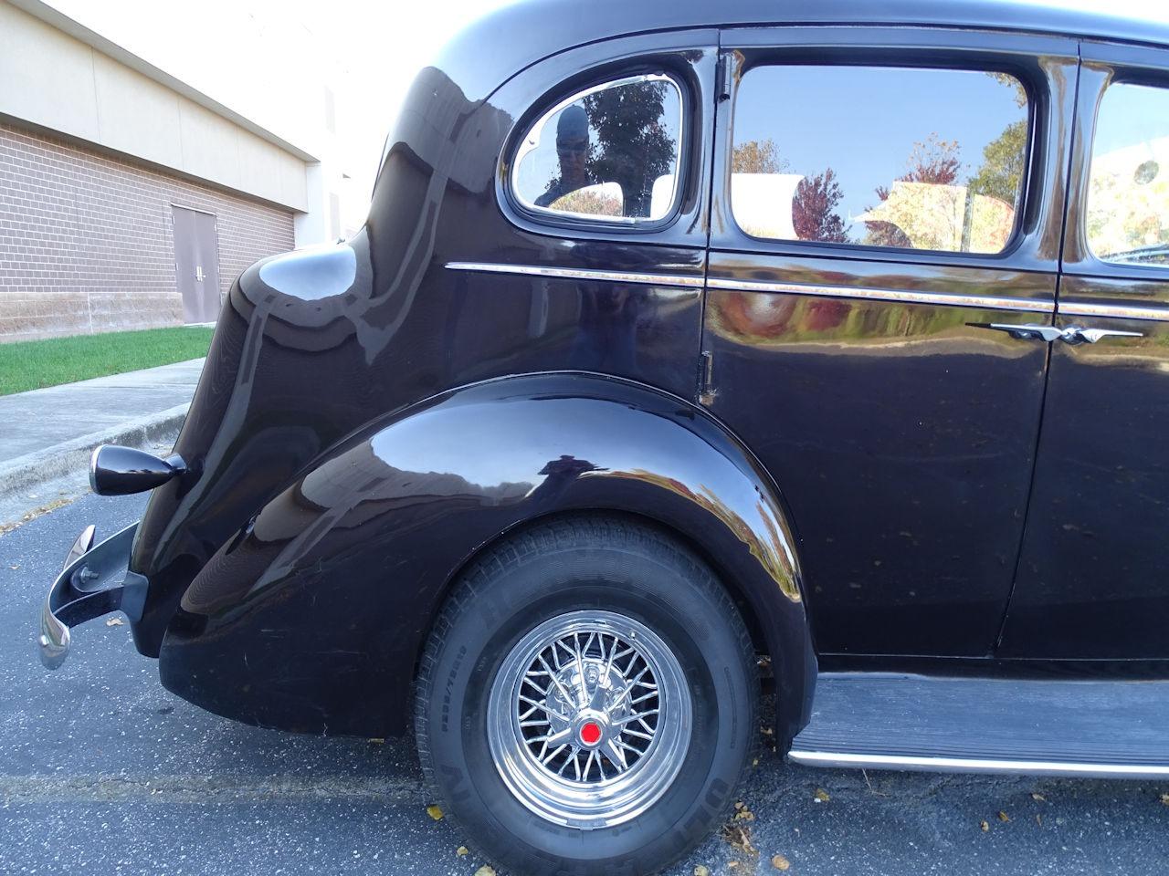 1937 Packard 115