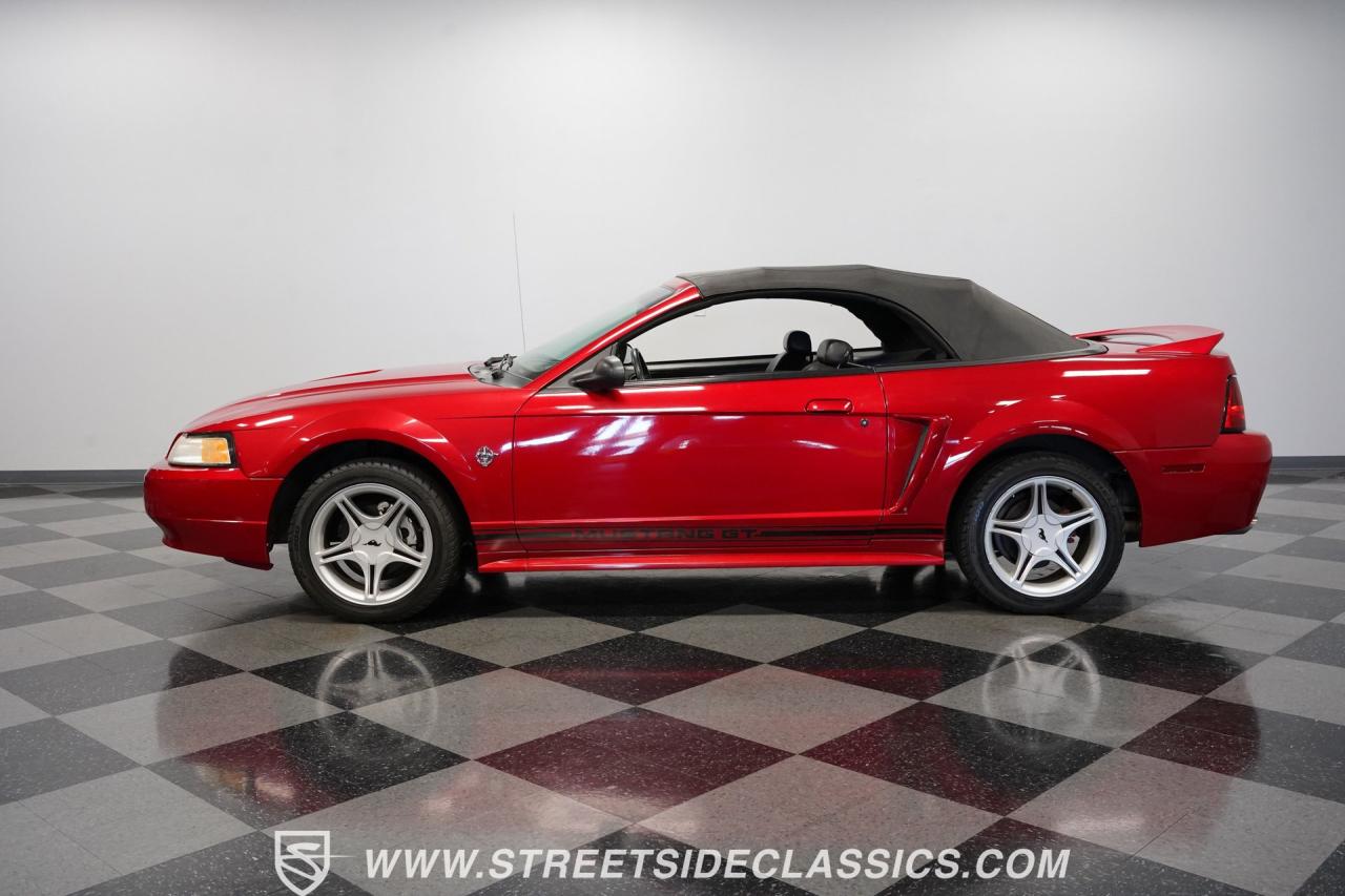 1999 Ford Mustang GT Convertible 35th Anniversary