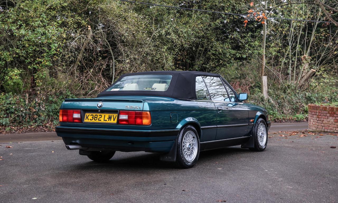 1992 BMW 325i Convertible