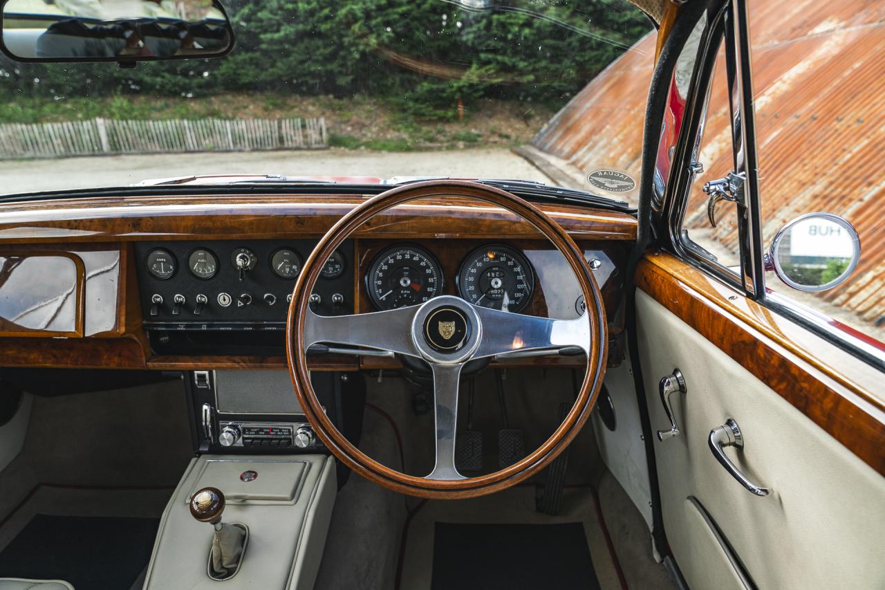 1962 Jaguar MKII 3.8