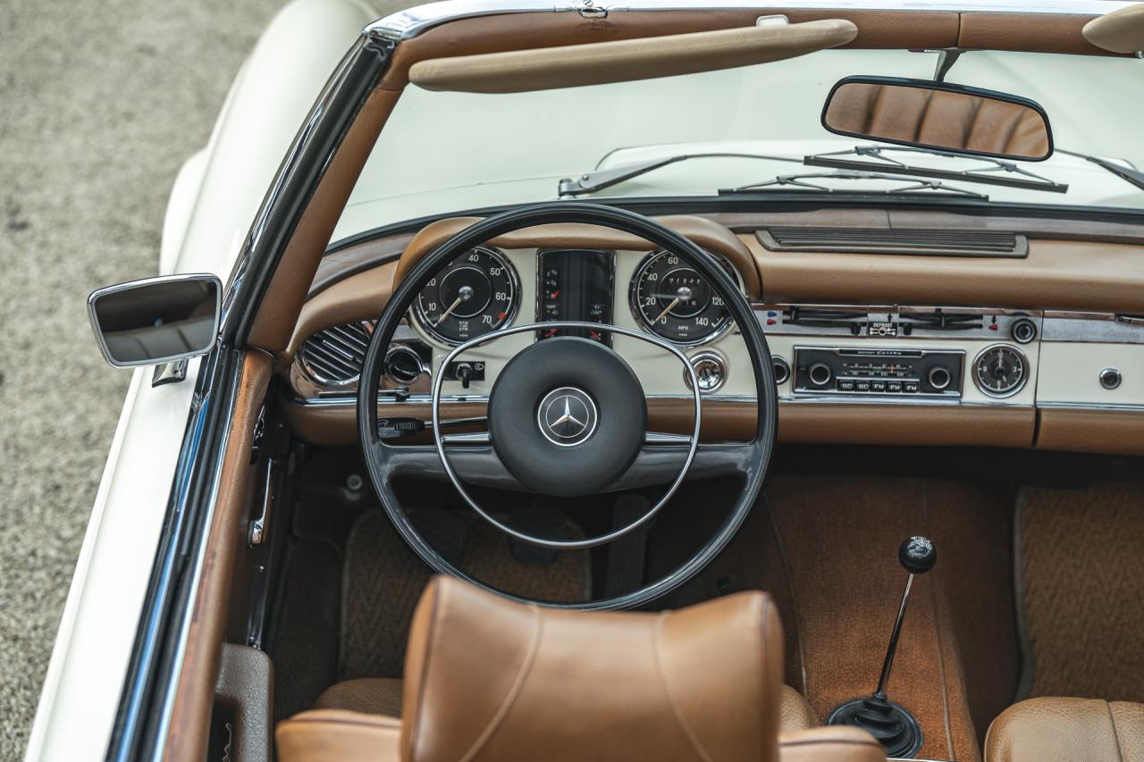 1970 Mercedes - Benz Benz 280SL