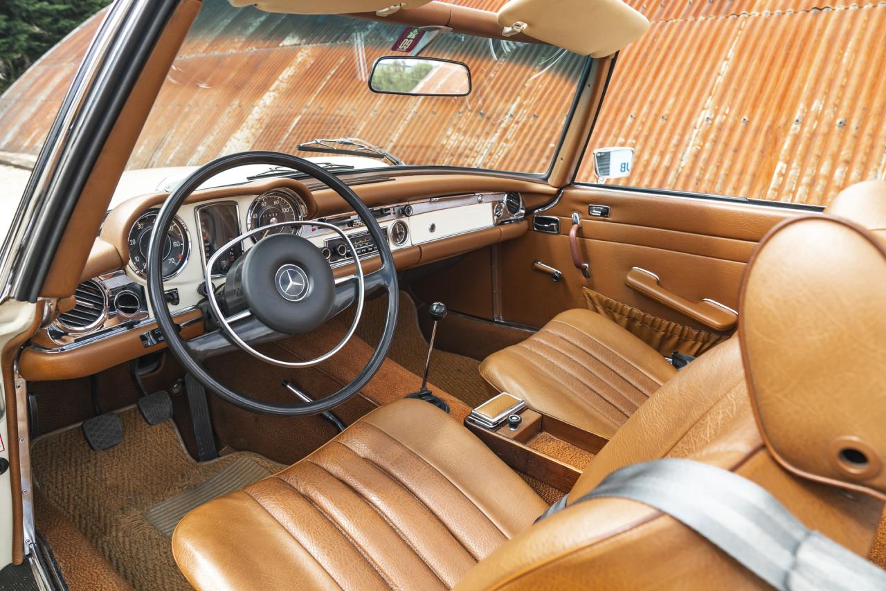 1970 Mercedes - Benz Benz 280SL