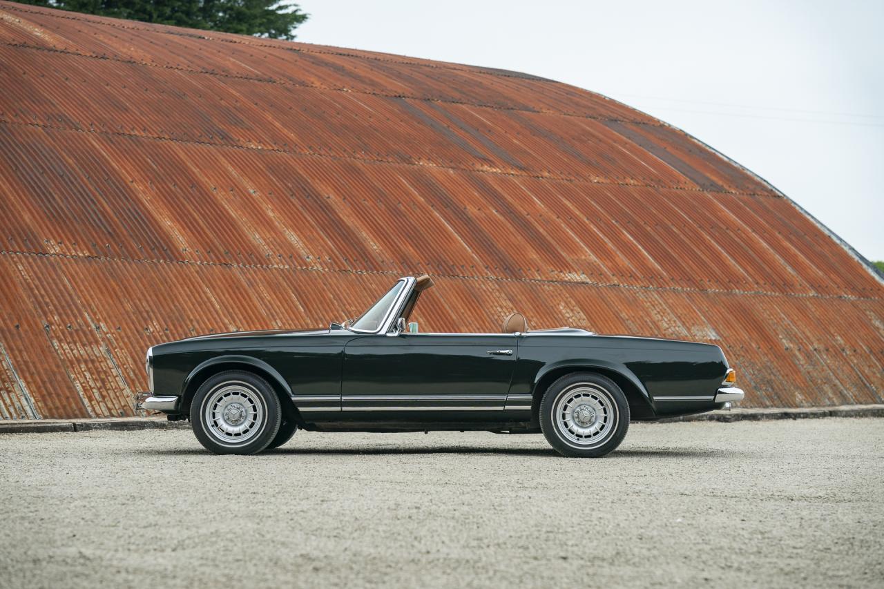 1970 Mercedes - Benz 280SL