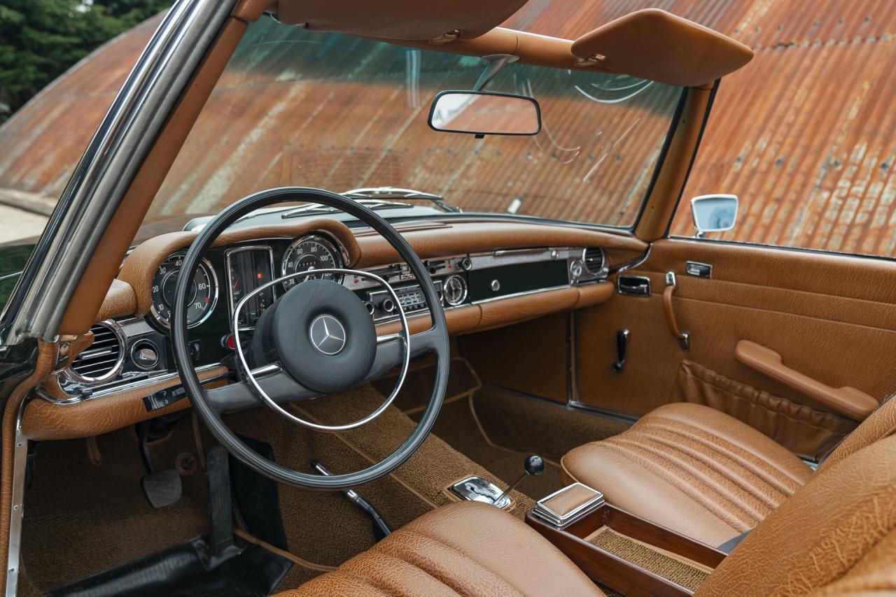 1970 Mercedes - Benz 280SL