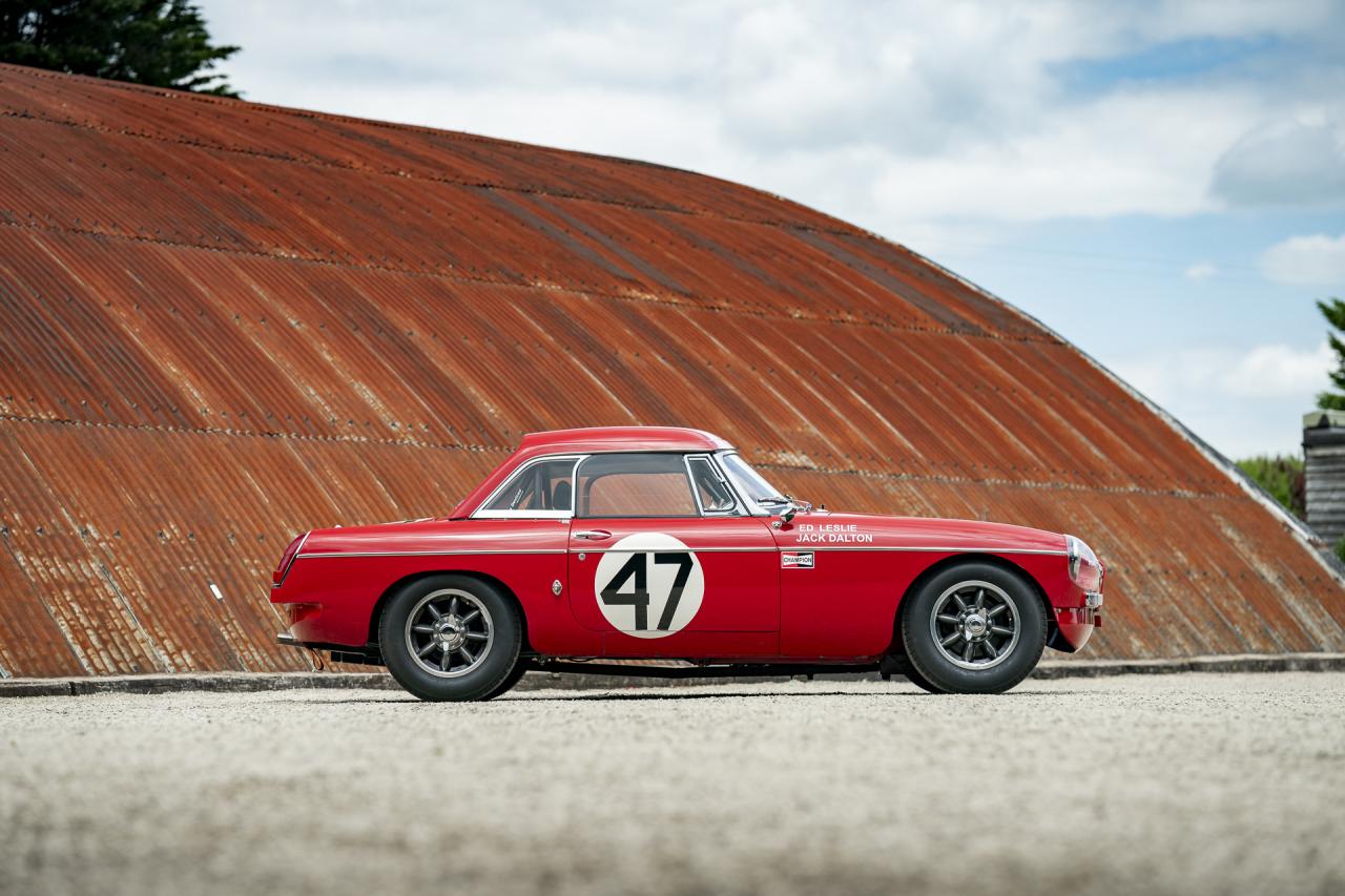 1964 MG RaceReady Icon: MG B BMC Works Sebring 12hr