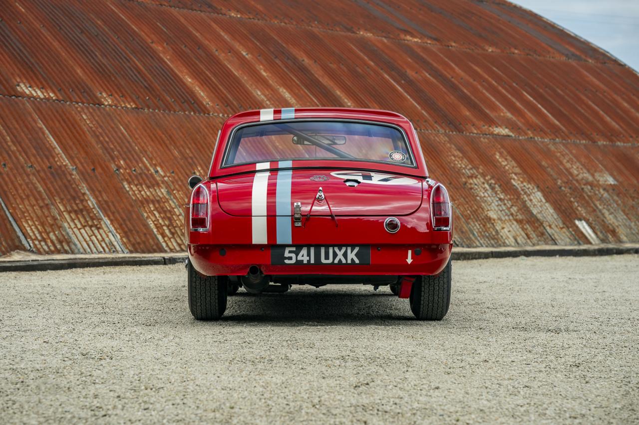 1964 MG RaceReady Icon: MG B BMC Works Sebring 12hr