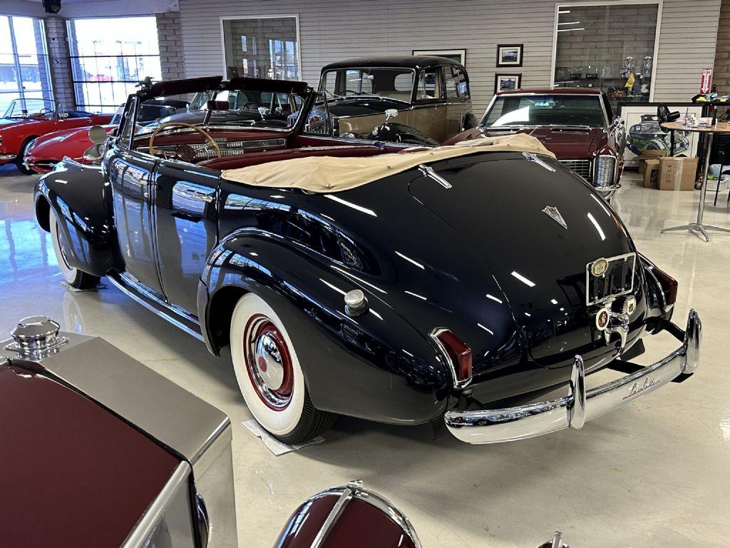 1940 Cadillac Lasalle Model 52 Convertible Sedan