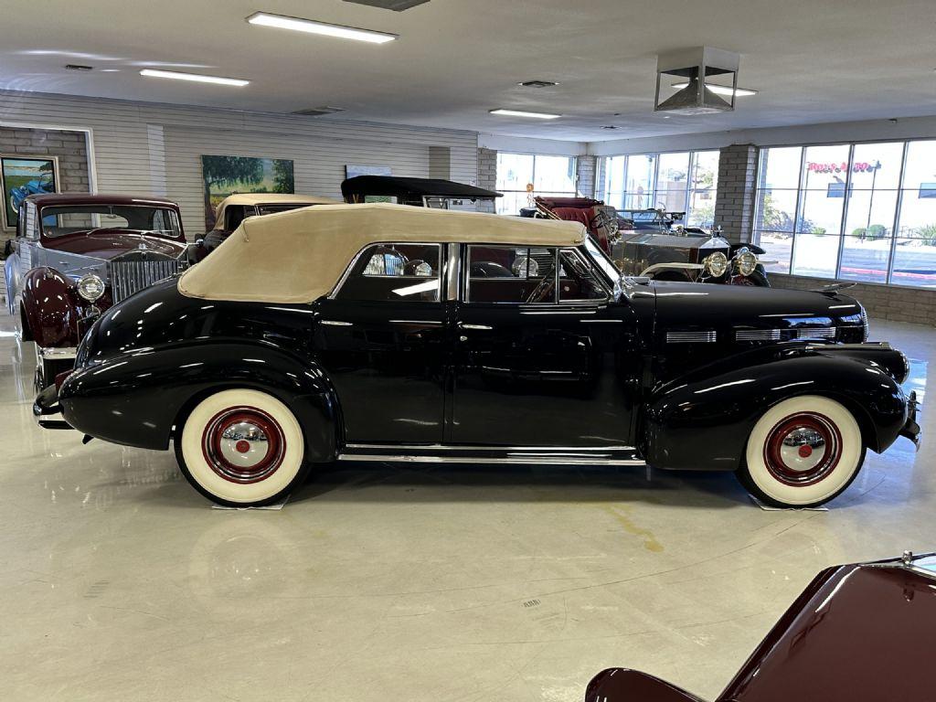 1940 Cadillac Lasalle Model 52 Convertible Sedan