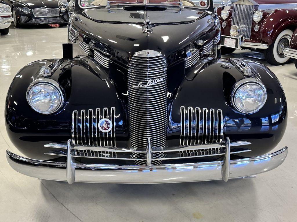 1940 Cadillac Lasalle Model 52 Convertible Sedan