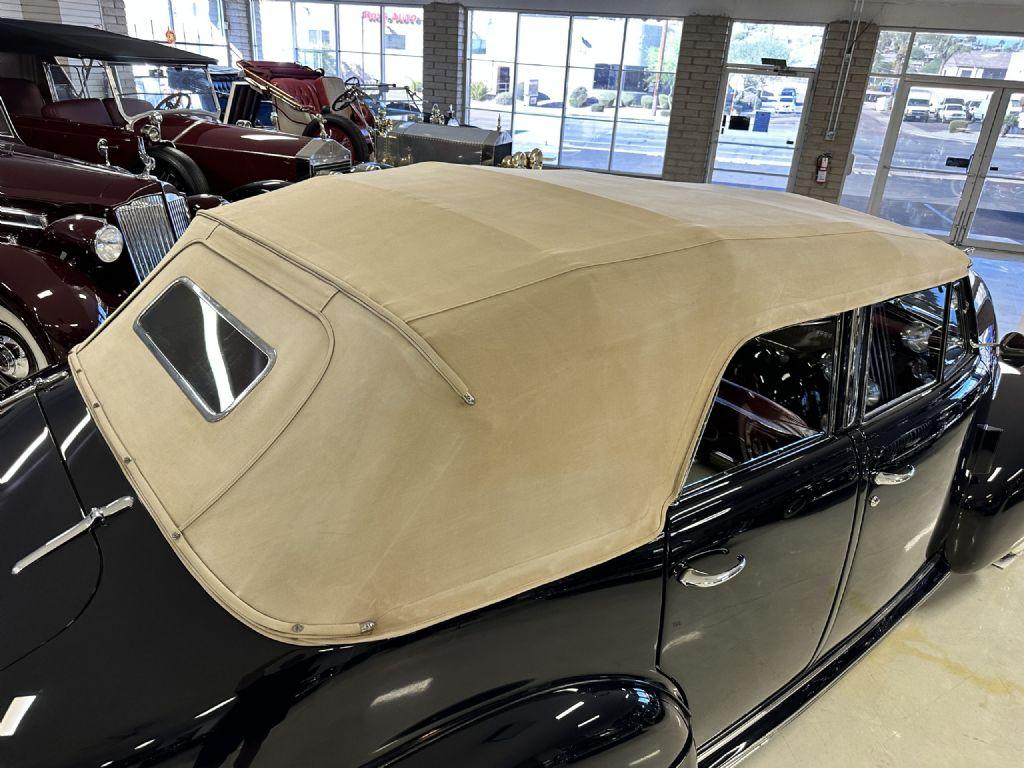 1940 Cadillac Lasalle Model 52 Convertible Sedan